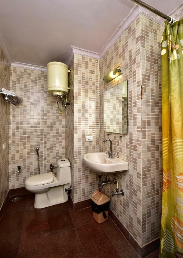2Bhk Comfortable Furnished Serviced Apartments In Hauz Khas - Woodpecker Apartments 뉴델리 외부 사진